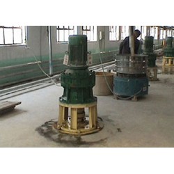 傳滬機械供應輸送機，攪拌機