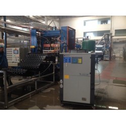BS低溫冷凍機，上海風冷冷水機，大型螺桿式冷水機