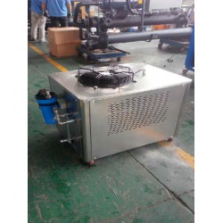上海箱式冷水機，嘉定冷水機組，大型螺桿式冷水機組